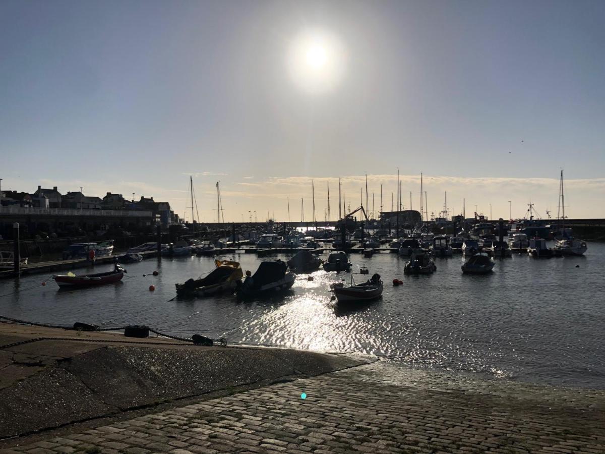 Bed and Breakfast Salt On The Harbour Bridlington Esterno foto