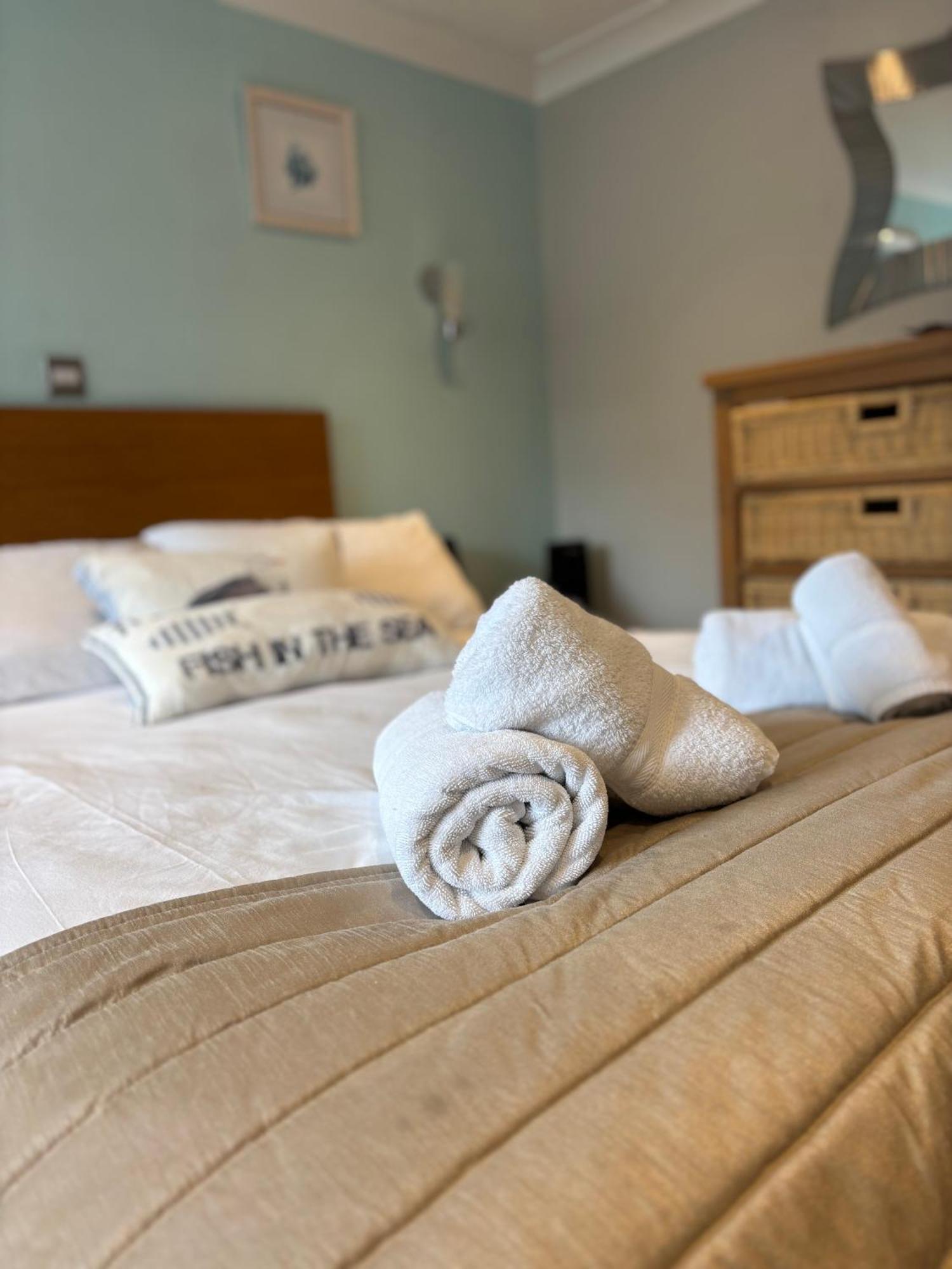 Bed and Breakfast Salt On The Harbour Bridlington Esterno foto